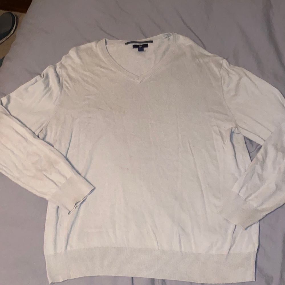 Gap silver grey neck light knit sweater
